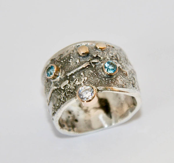 Reticulated Ring with Garnets