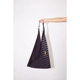 Pleated Y Bag Claudia Black