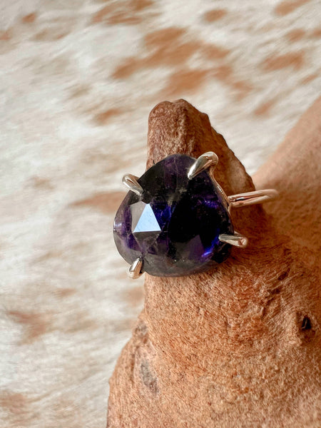 Iolite & Silver Ring