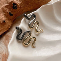 Ombre Snake Studs
